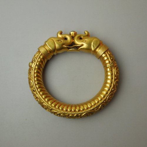 Bracciale in oro, Birmania